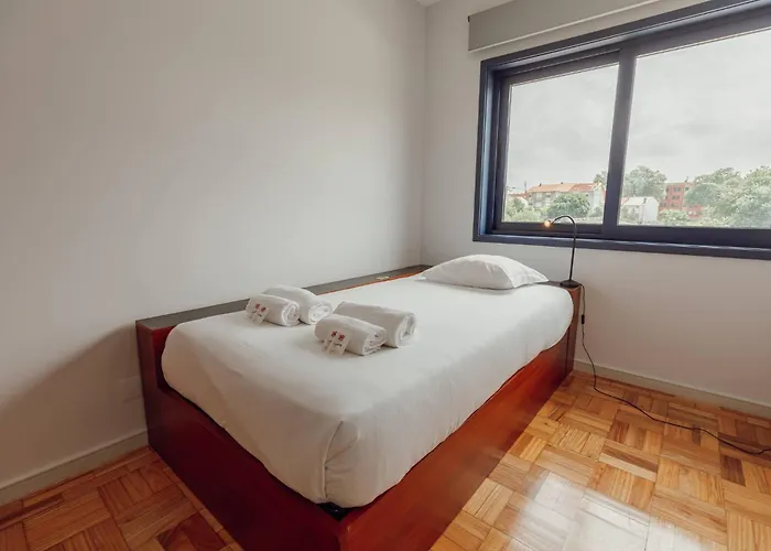 Blue By Hosty 度假居 *